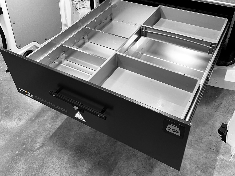 Smartfloor bilinredning och styling Ford Transit Custom (2024-) - Bild 2